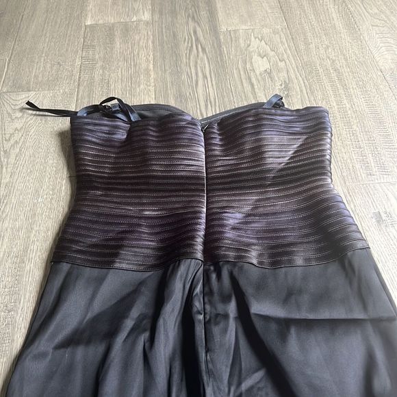 BCBGMAXAZARIA | Black smoke comb strapless formal dress - Picture 12 of 16
